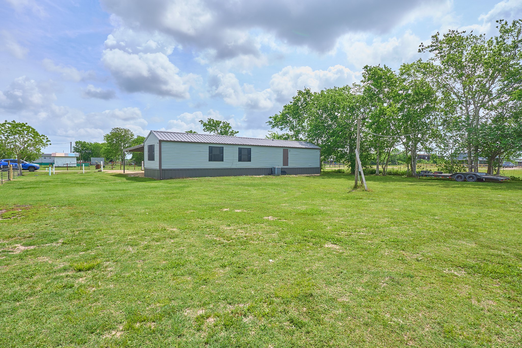 1003 Nunez Street Beasley, TX 77417 - Photo 20 of 22 Large backyard