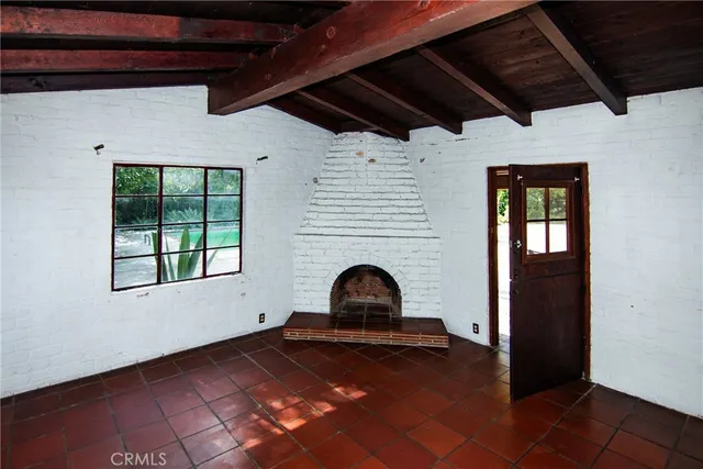 $2,095,000 | 4405 Carpenter Avenue, Studio City, CA 91607