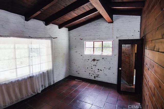 $2,095,000 | 4405 Carpenter Avenue, Studio City, CA 91607