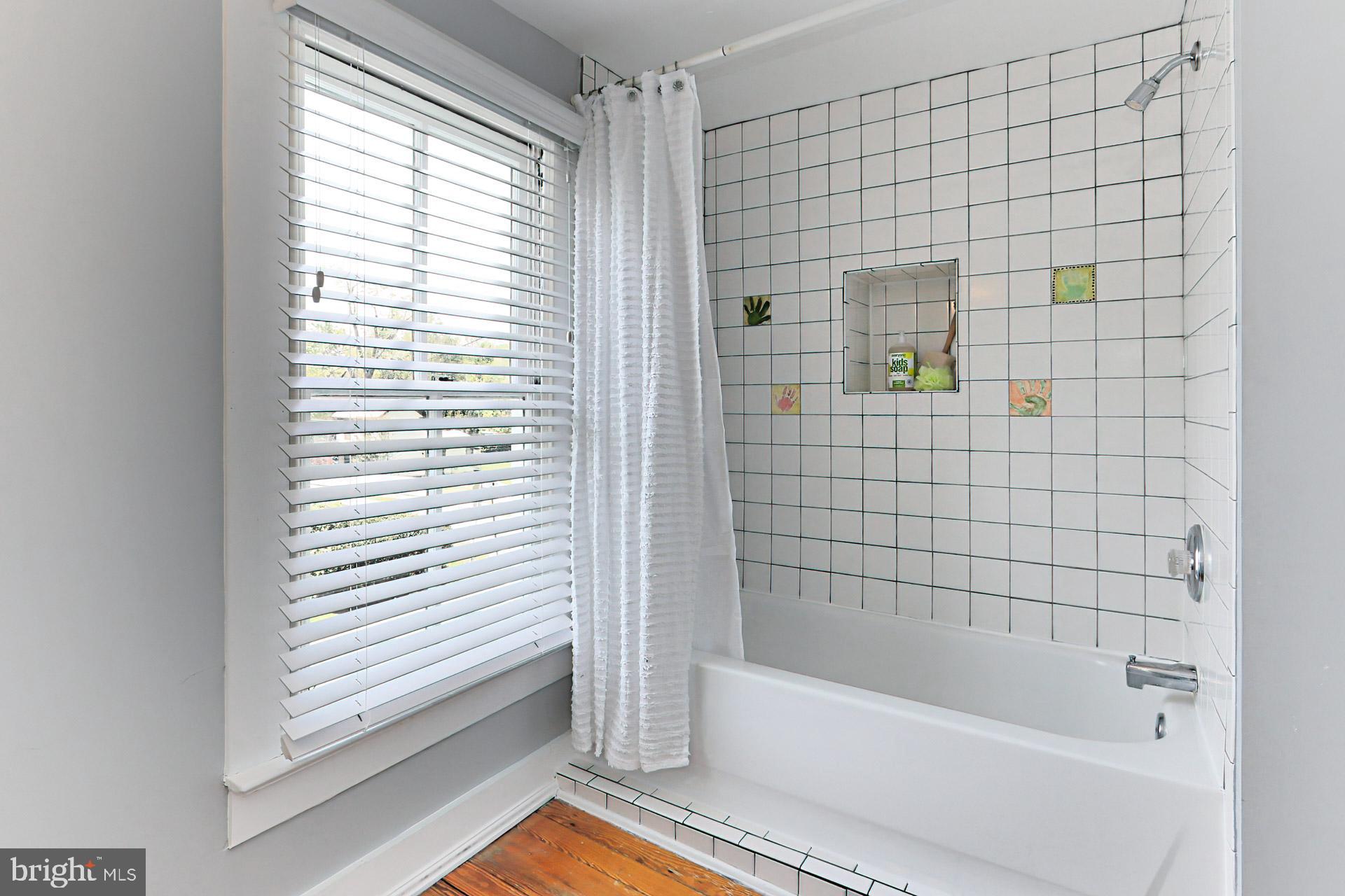 12635 Chapel Road Clifton, VA 20124 - Photo 38 of 62 Upper Floor Hallway Full Bathroom