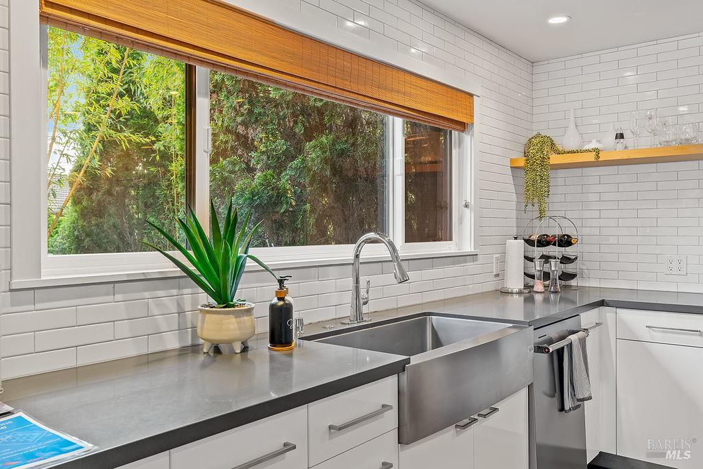 10936 Eastside Road Healdsburg, CA 95448 - Photo 16 of 61