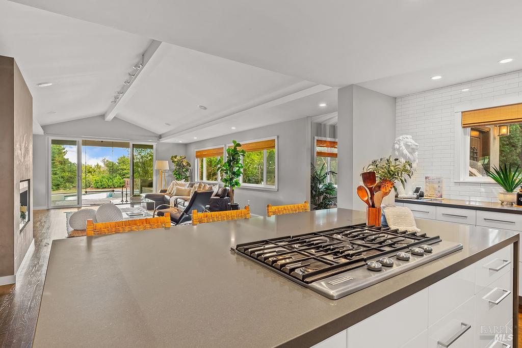 10936 Eastside Road Healdsburg, CA 95448 - Photo 19 of 61