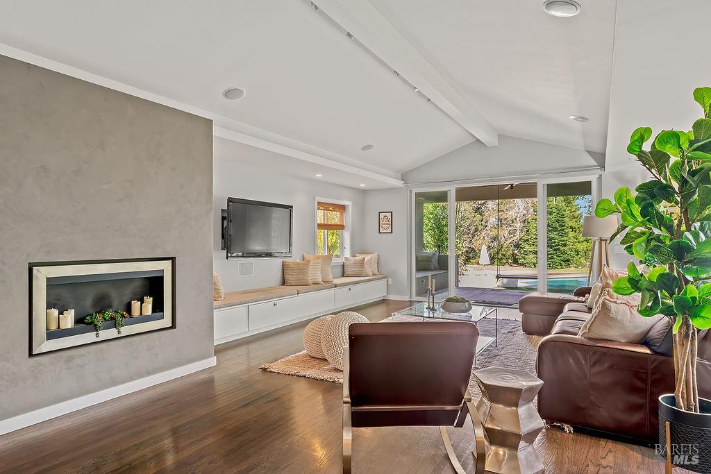 10936 Eastside Road Healdsburg, CA 95448 - Photo 8 of 61
