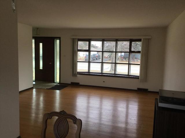 956 North Mill Road Addison, IL 60101 - Photo 6 of 24