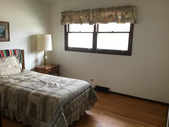 956 North Mill Road Addison, IL 60101 - Photo 10 of 24