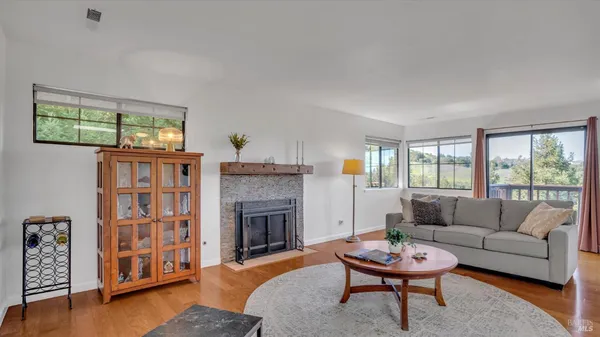 $879,000 | 641 Lois Lane, El Sobrante, CA 94803