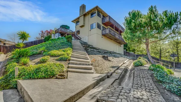 $879,000 | 641 Lois Lane, El Sobrante, CA 94803