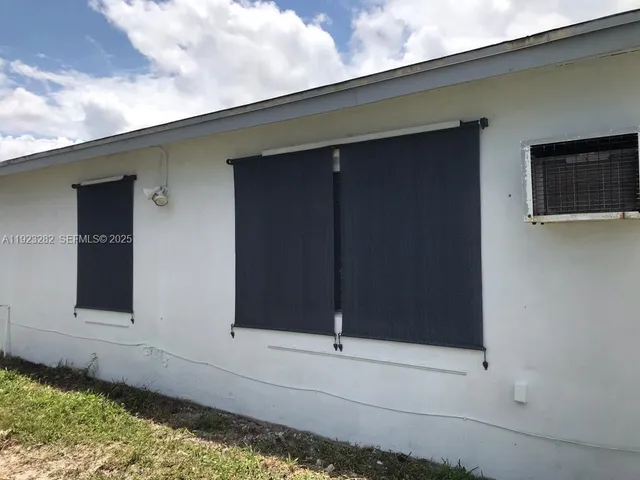 $985 | 2530 Northwest 17th Street, Fort Lauderdale, FL 33311