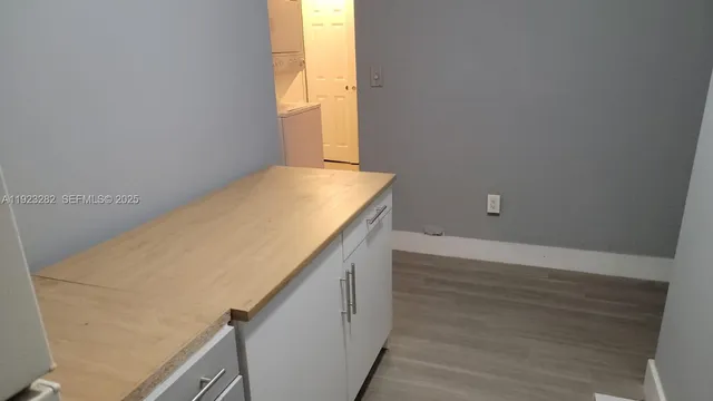 $985 | 2530 Northwest 17th Street, Fort Lauderdale, FL 33311