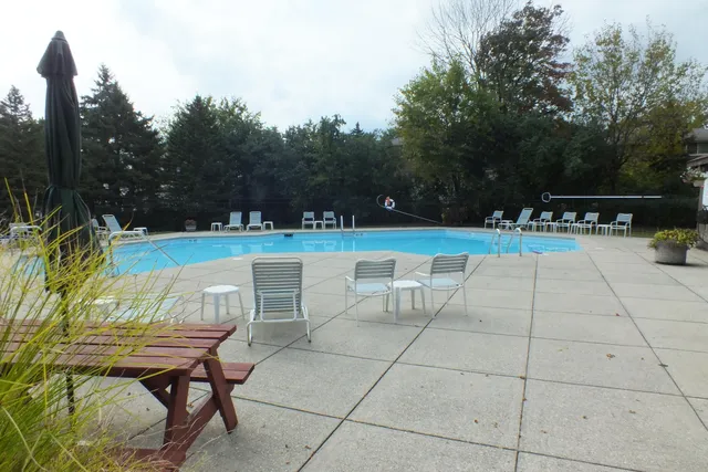 $79,900 | 4215 North 100th Street, Unit 141, Milwaukee, WI 53222