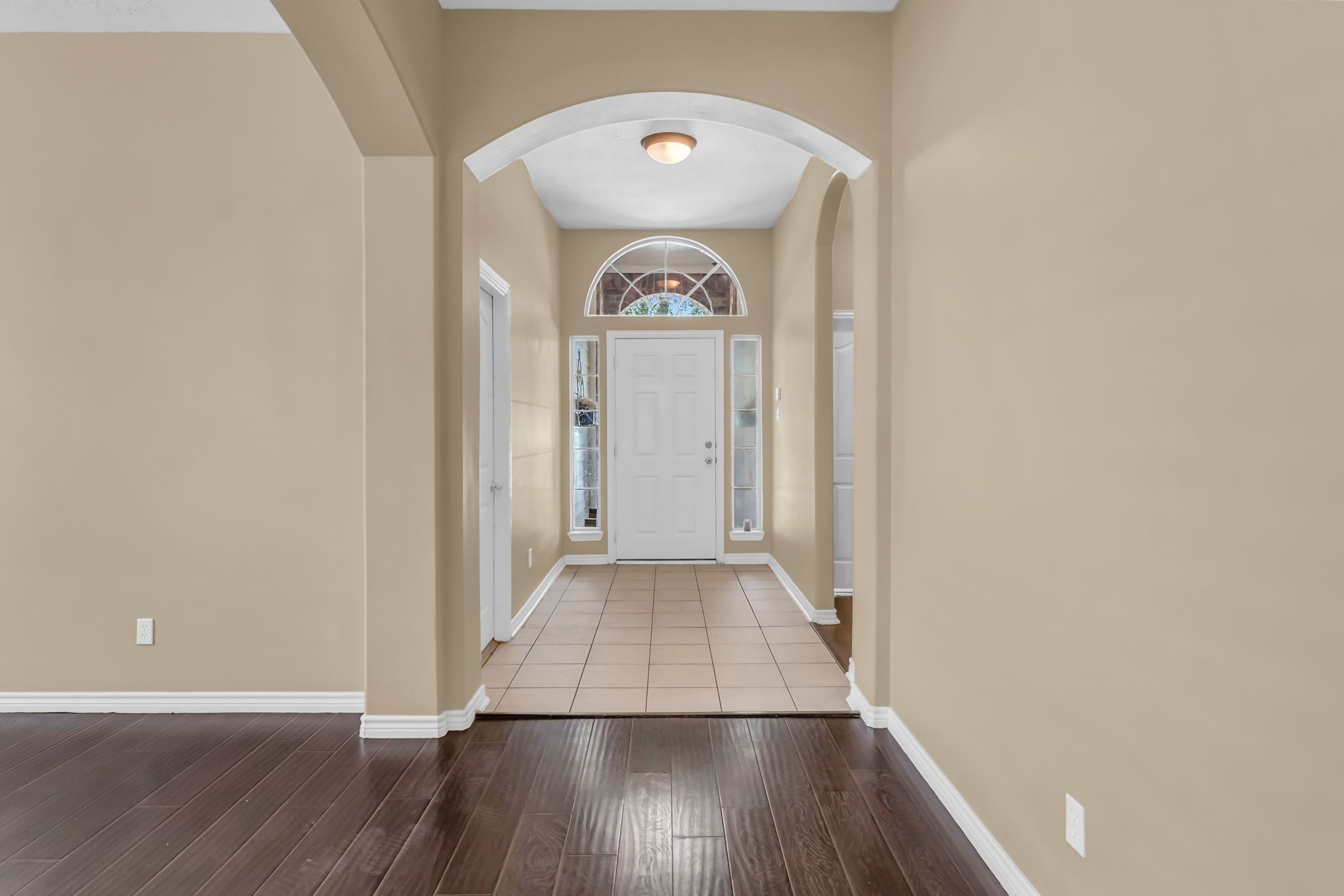 13823 Cane Valley Court Houston, TX 77044 - Photo 4 of 24