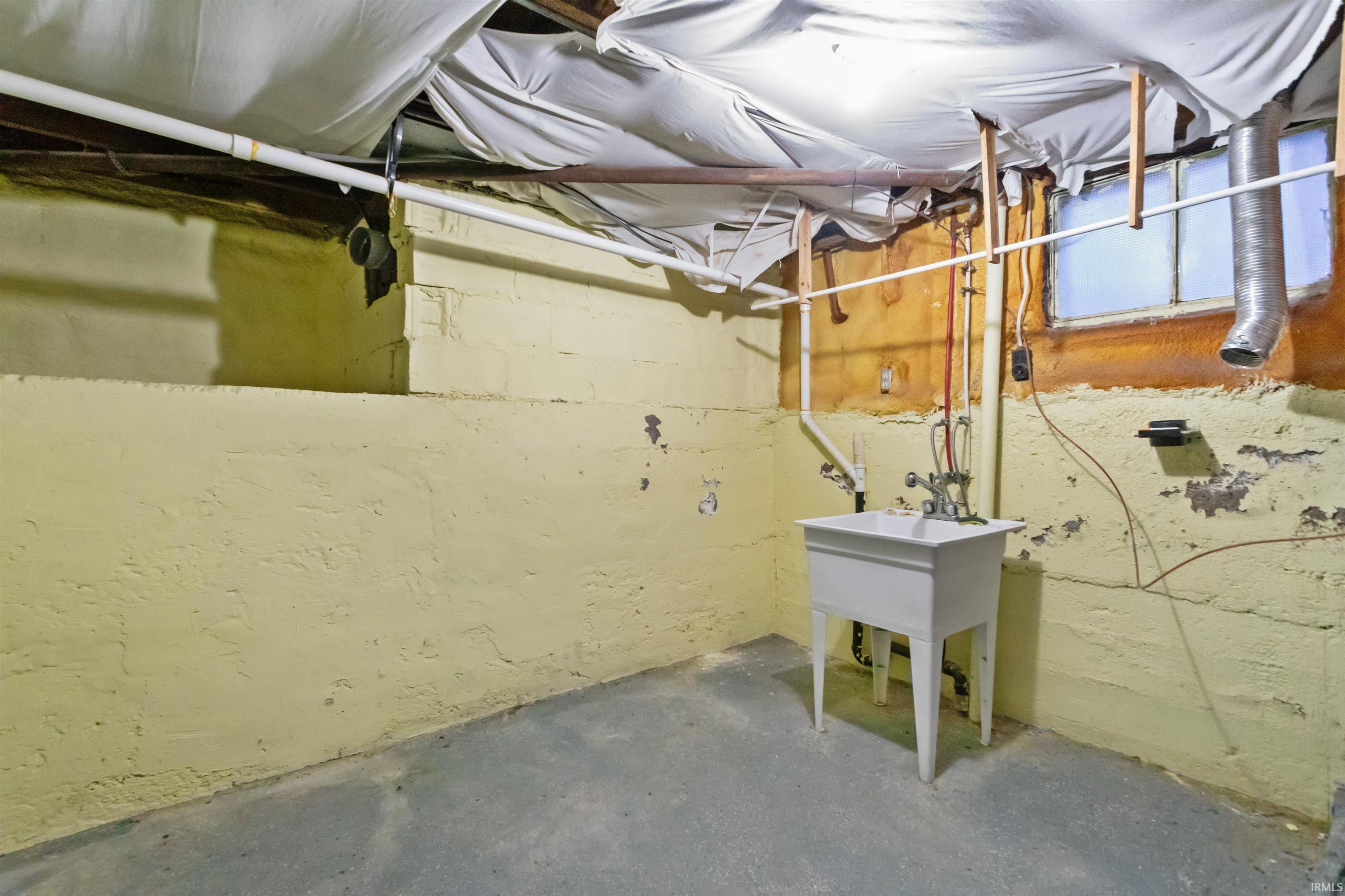 1007 South Michigan Street Burlington, IN 46915 - Photo 11 of 15