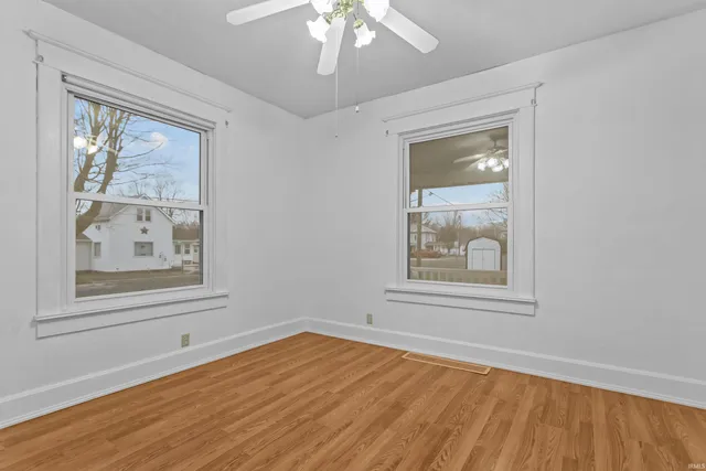 $450,000 | 1007 South Michigan Street, Burlington, IN 46915