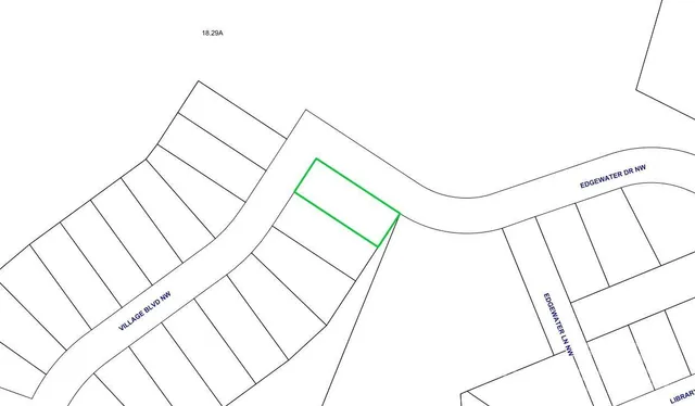 a view of a back yard