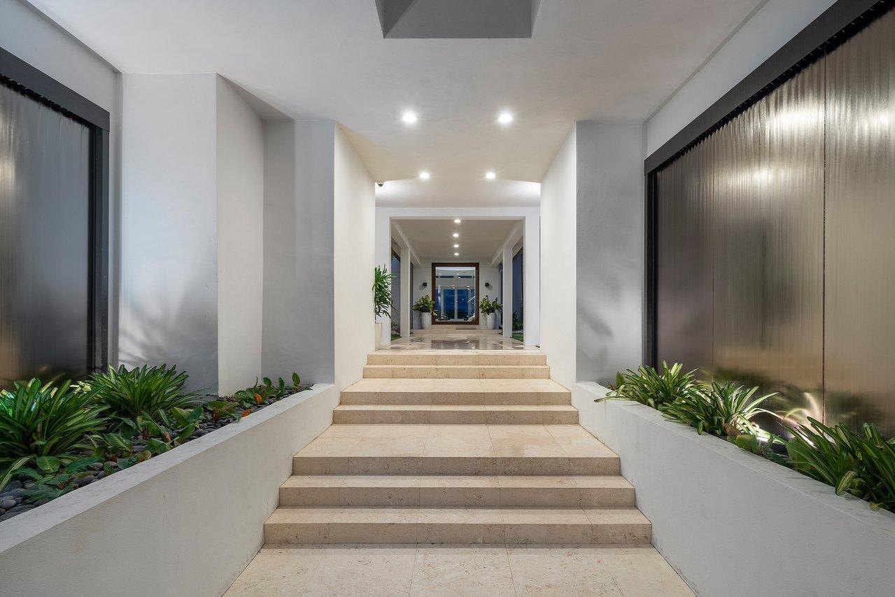 667 Ocean Boulevard North Miami Beach, FL 33160 - Photo 9 of 91 003-667OceanBoulevard-GoldenBeach-FL-331