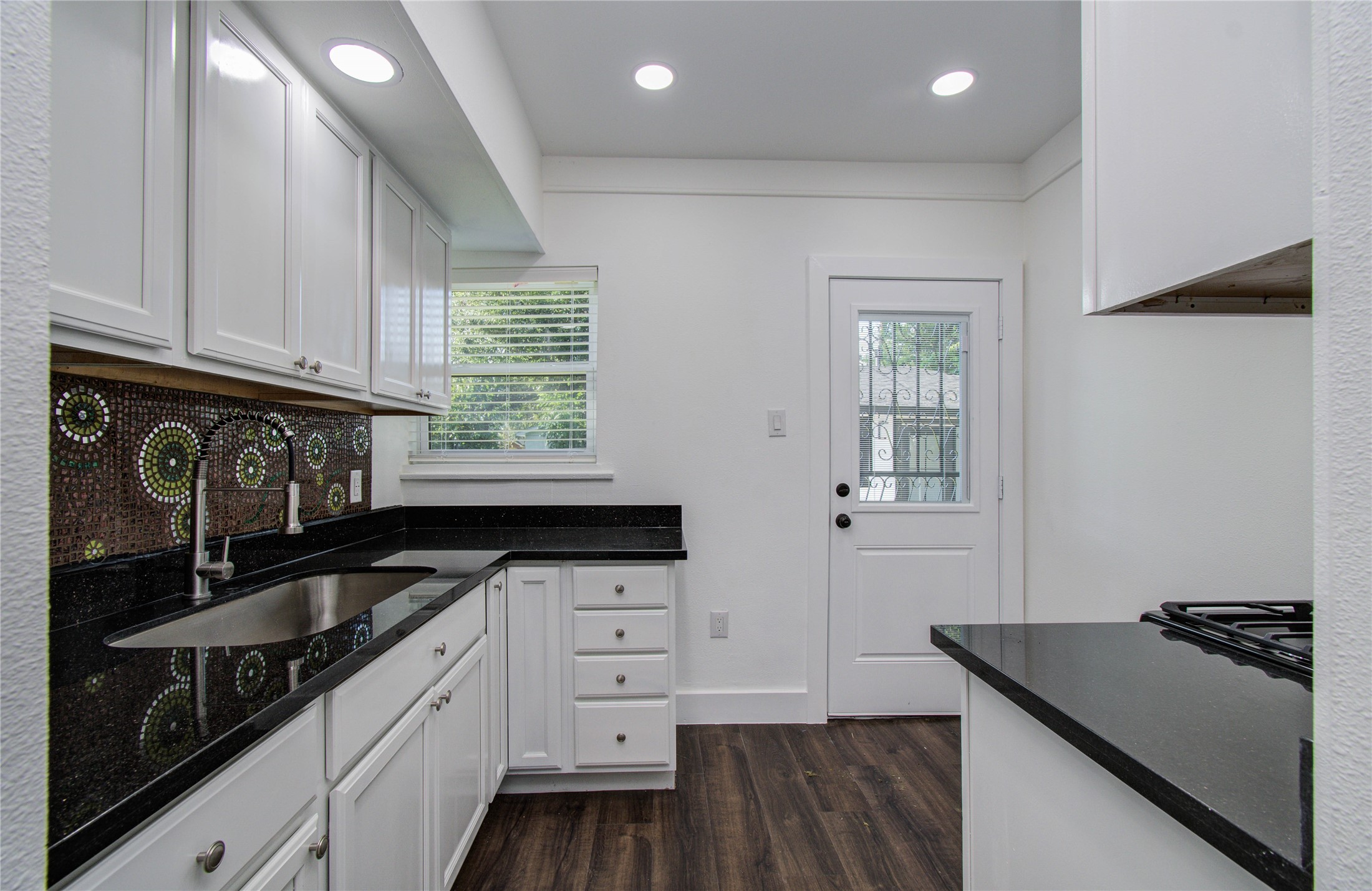 7530 Park Pl Boulevard Houston, TX 77087 - Photo 17 of 38