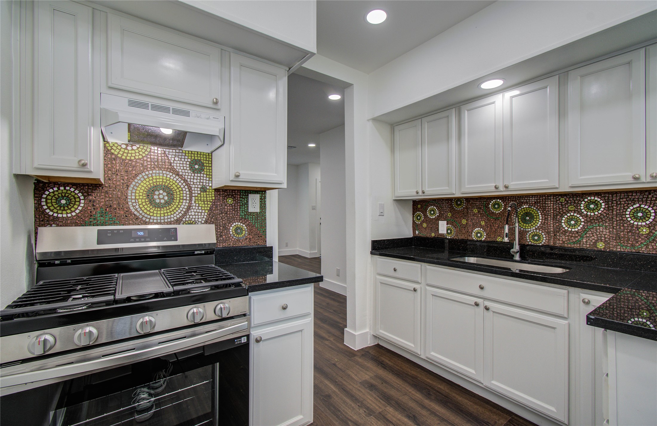 7530 Park Pl Boulevard Houston, TX 77087 - Photo 18 of 38