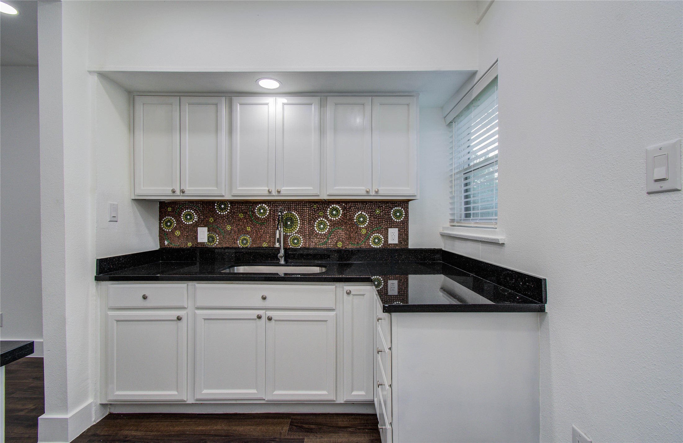 7530 Park Pl Boulevard Houston, TX 77087 - Photo 19 of 38