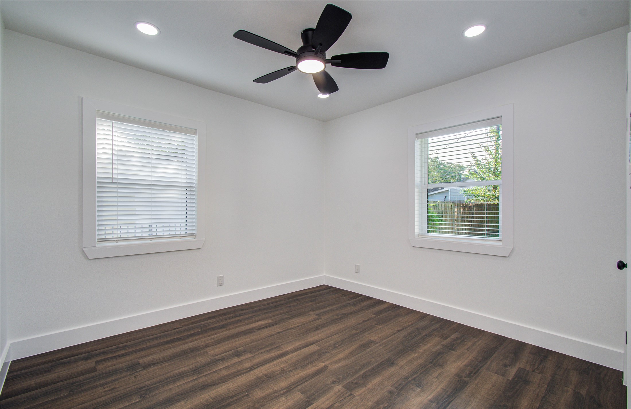 7530 Park Pl Boulevard Houston, TX 77087 - Photo 25 of 38