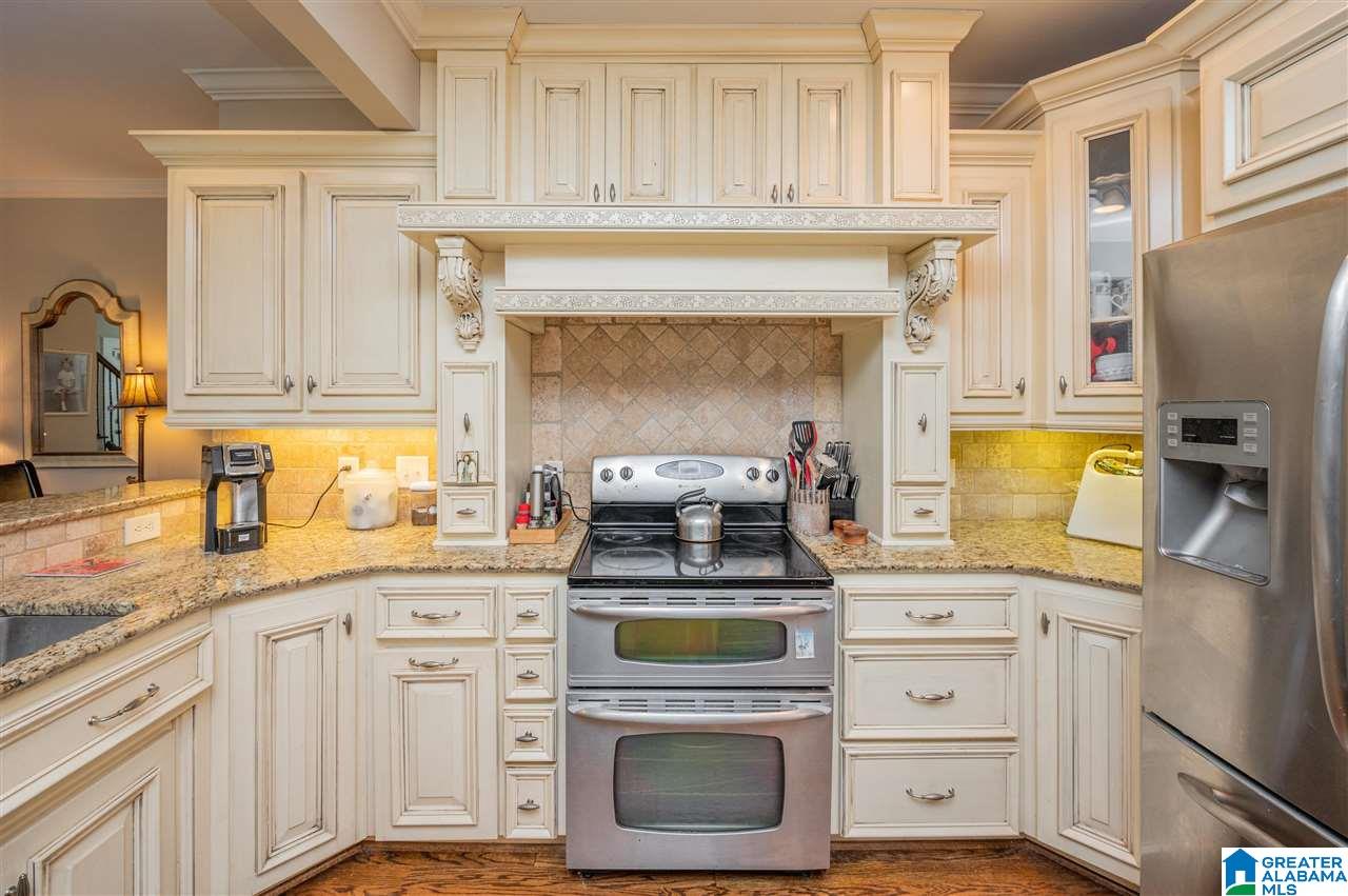 1404 Sutherland Place Birmingham, AL 35209 - Photo 21 of 45