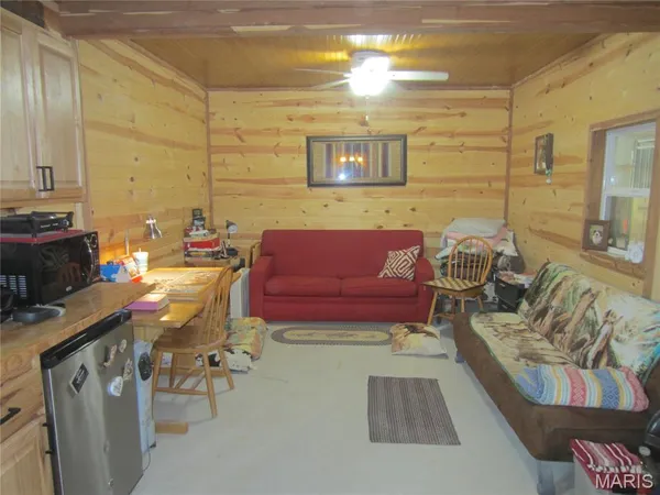 $385,000 | 100 Cool Breeze Lane, Fredericktown, MO 63645