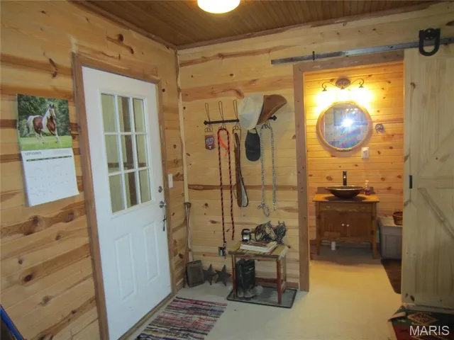 $400,000 | 100 Cool Breeze Lane, Fredericktown, MO 63645