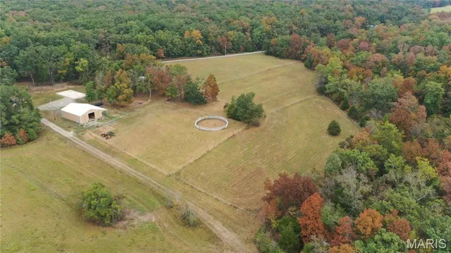 $400,000 | 100 Cool Breeze Lane, Fredericktown, MO 63645