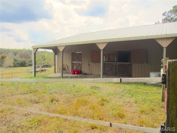 $385,000 | 100 Cool Breeze Lane, Fredericktown, MO 63645