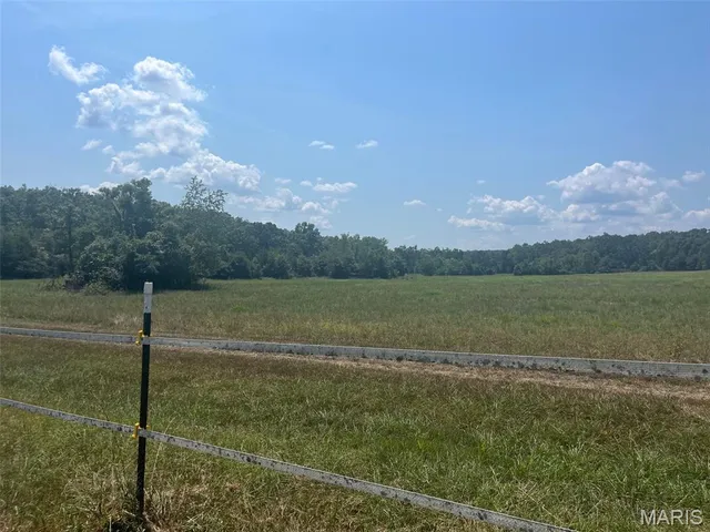 $400,000 | 100 Cool Breeze Lane, Fredericktown, MO 63645