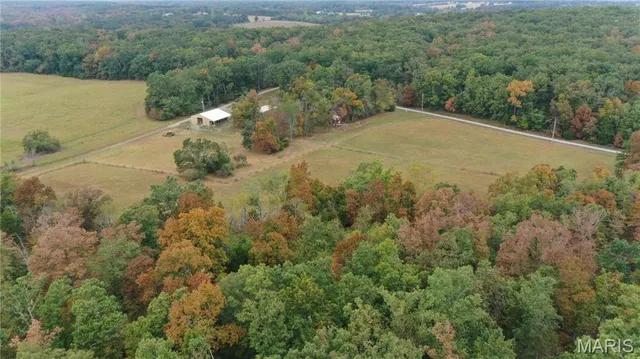 $400,000 | 100 Cool Breeze Lane, Fredericktown, MO 63645