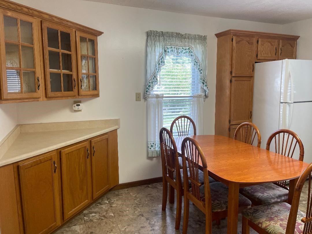4641 Bradley Road Huntington, WV 25704 - Photo 7 of 16 Gallery Image 7