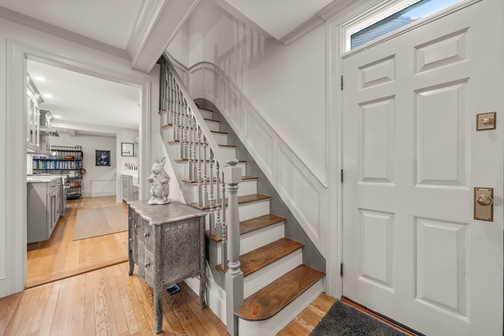 137 Front Street Marblehead, MA 01945 - Photo 18 of 40