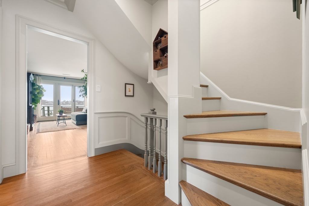 137 Front Street Marblehead, MA 01945 - Photo 19 of 40