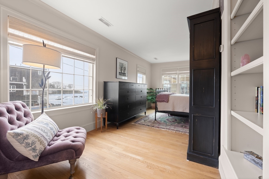 137 Front Street Marblehead, MA 01945 - Photo 24 of 40