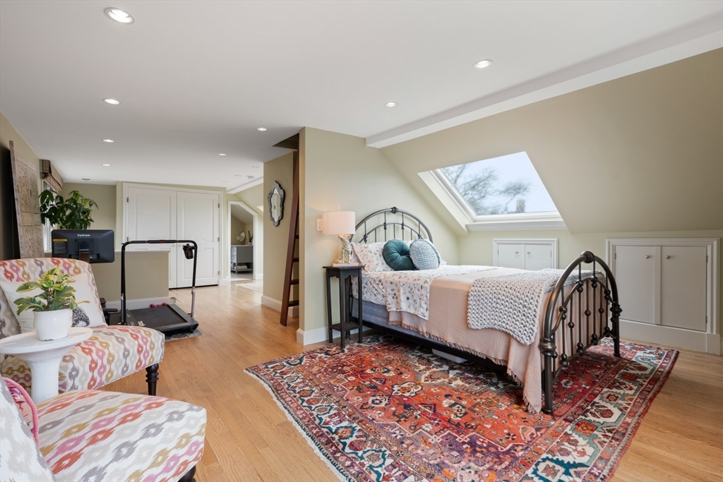 137 Front Street Marblehead, MA 01945 - Photo 32 of 40