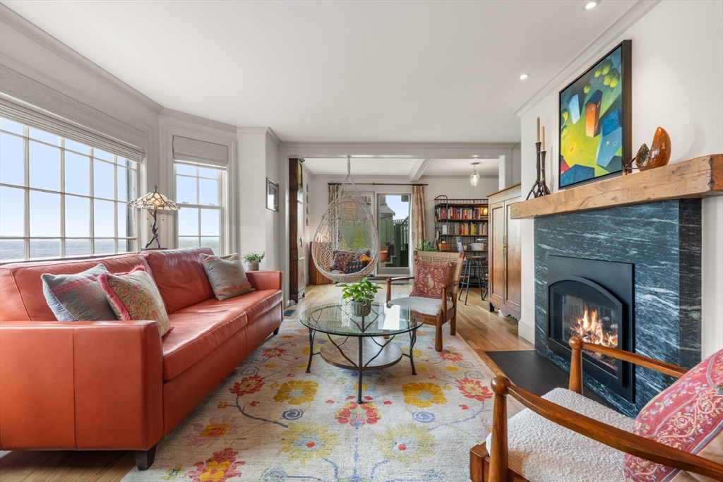 137 Front Street Marblehead, MA 01945 - Photo 7 of 40