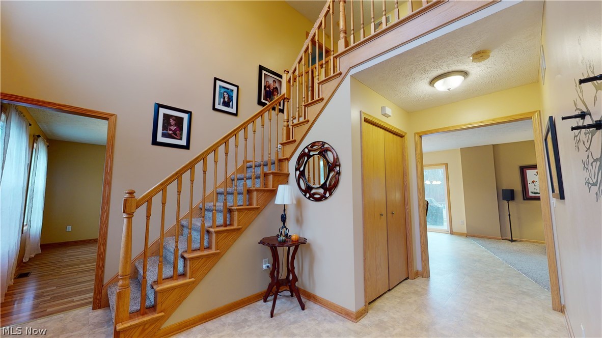 4622 Warren Road Cortland, OH 44410 - Photo 2 of 35 Gallery Image 2