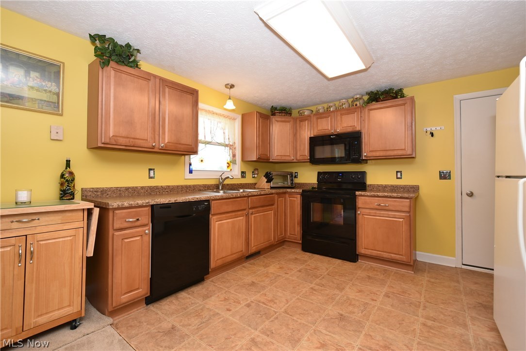 13737 Quarry Road Oberlin, OH 44074 - Photo 11 of 35 Gallery Image 11