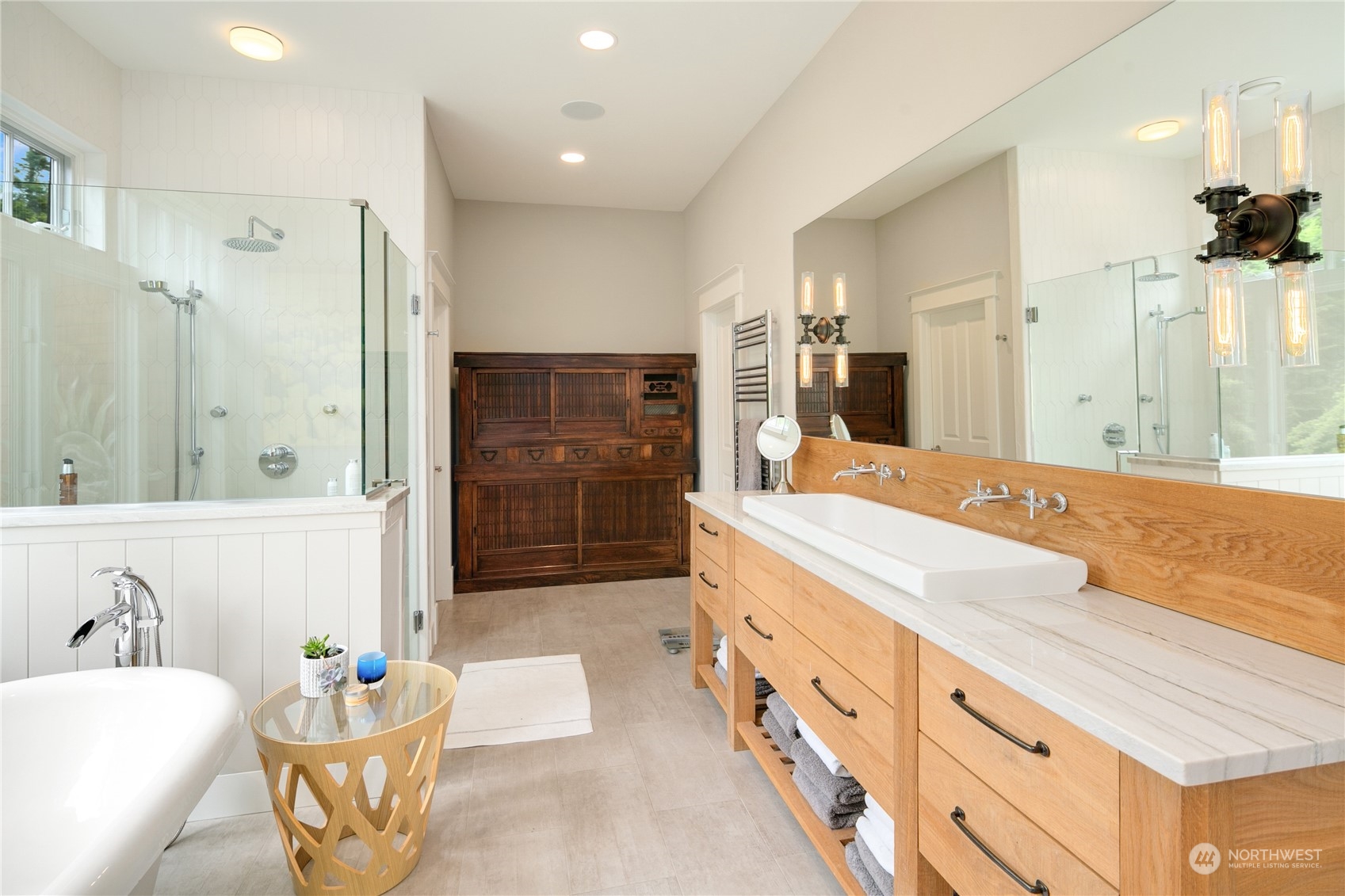 14820 Gibralter Road Anacortes, WA 98221 - Photo 14 of 40 Gallery Image 14