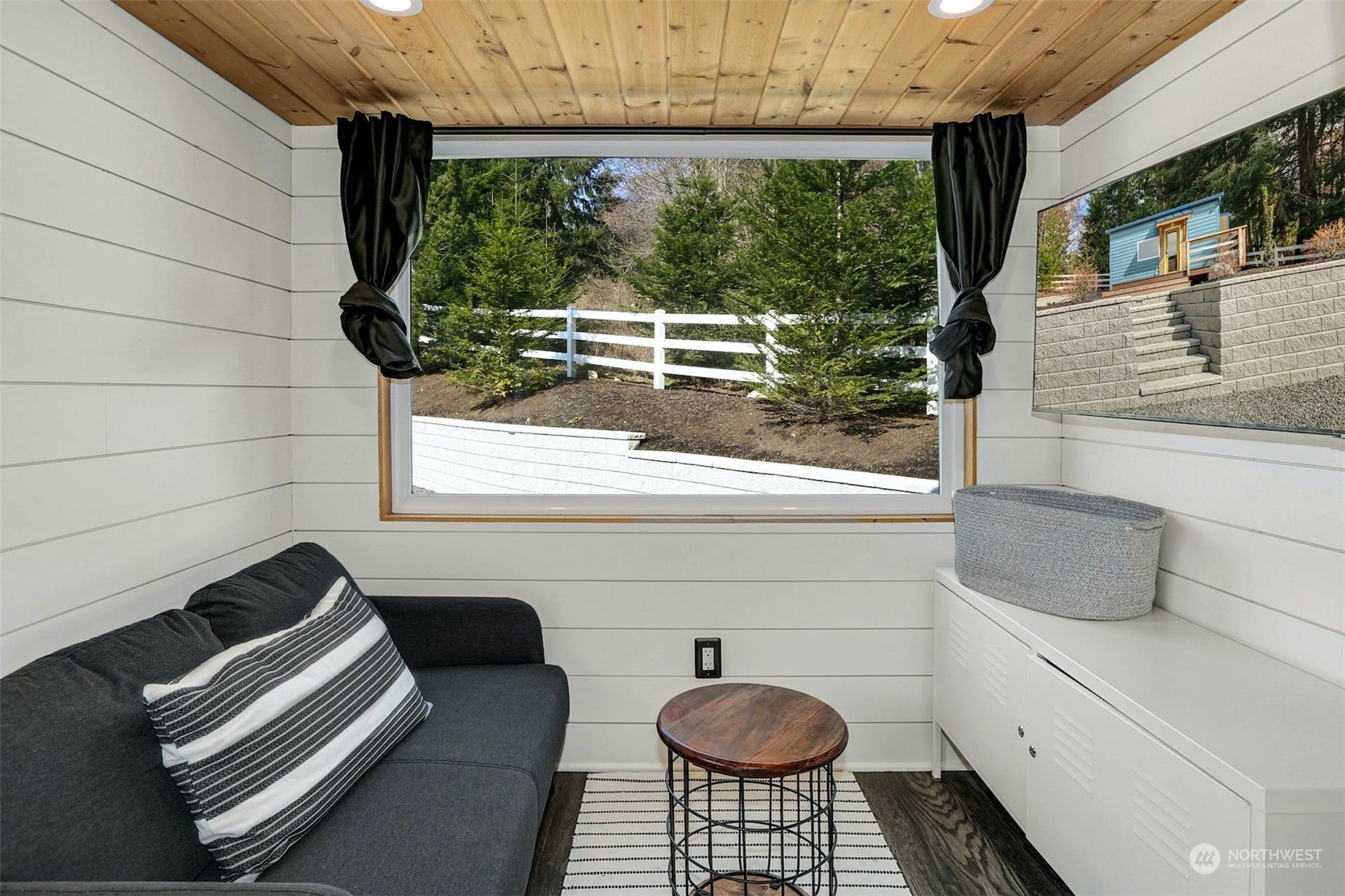 14820 Gibralter Road Anacortes, WA 98221 - Photo 31 of 40 Gallery Image 31