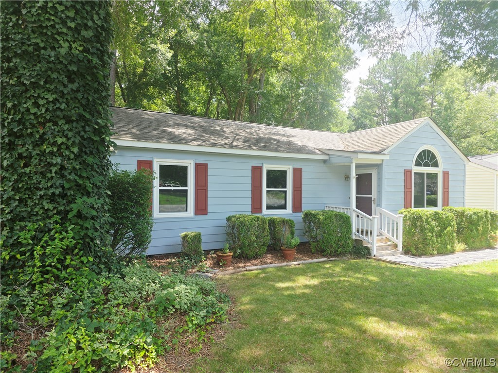 15805 Roland View Drive Chester, VA 23831 - Photo 2 of 19 Gallery Image 2