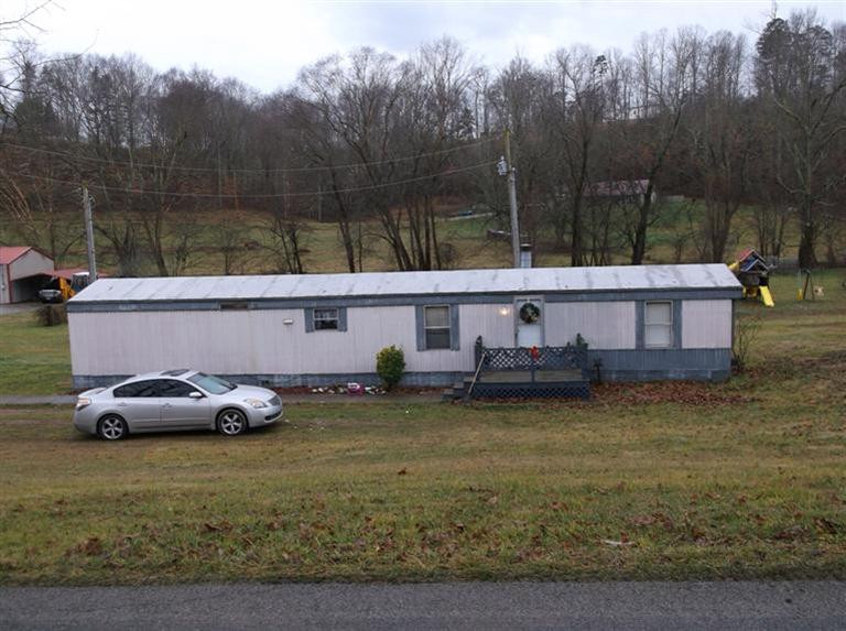 657 Laurel River Road London, KY 40744 - Photo 34 of 35 Photo 34