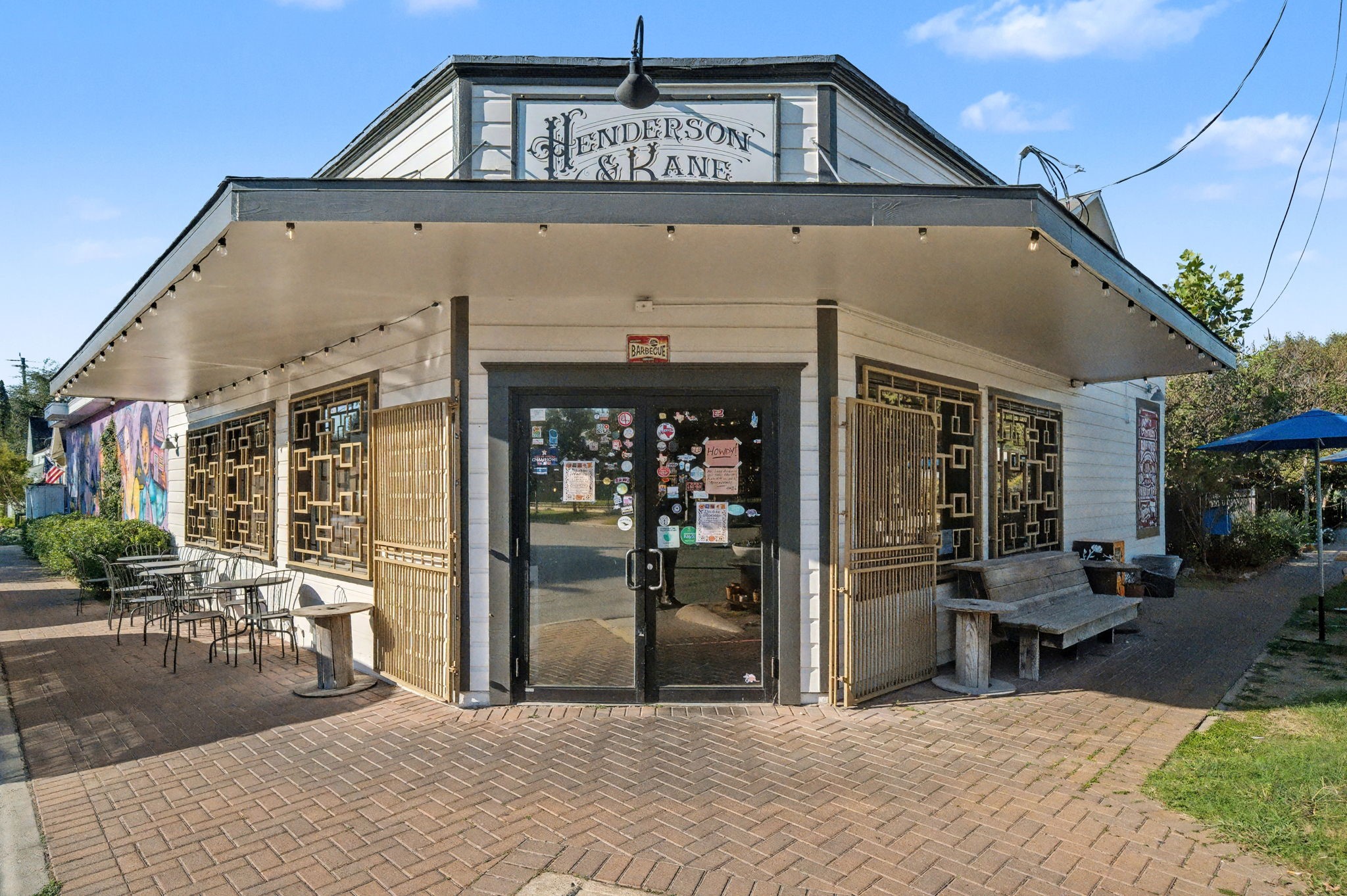 1818 Decatur Street Houston, TX 77007 - Photo 38 of 48 a front view of a building with glass windows and door