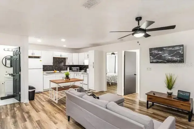 $2,850 | 2301 Carlton Drive, Unit 1, Orlando, FL 32806