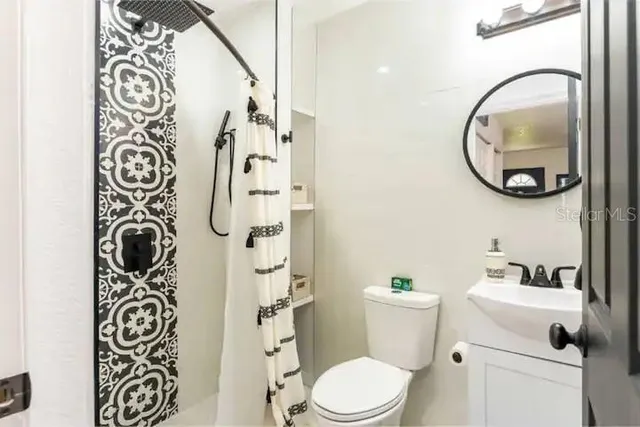 $2,850 | 2301 Carlton Drive, Unit 1, Orlando, FL 32806