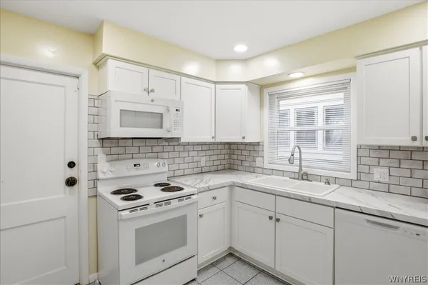 $399,999 | 315 Crestwood Avenue, Buffalo, NY 14216