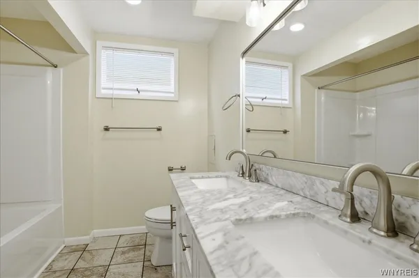 $399,999 | 315 Crestwood Avenue, Buffalo, NY 14216