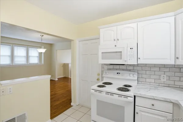 $399,999 | 315 Crestwood Avenue, Buffalo, NY 14216