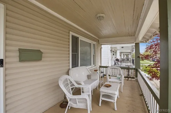 $399,999 | 315 Crestwood Avenue, Buffalo, NY 14216