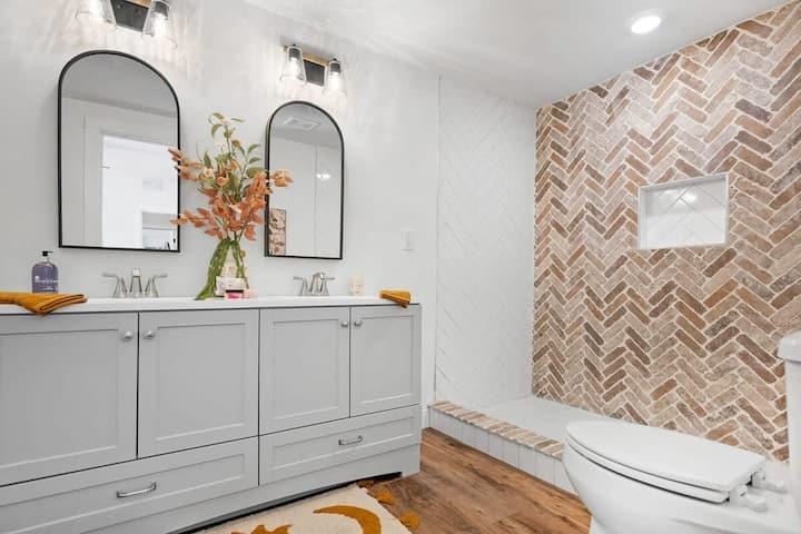 111 Colon Avenue St. Augustine, FL 32084 - Photo 28 of 46 a bathroom with a sink mirror and